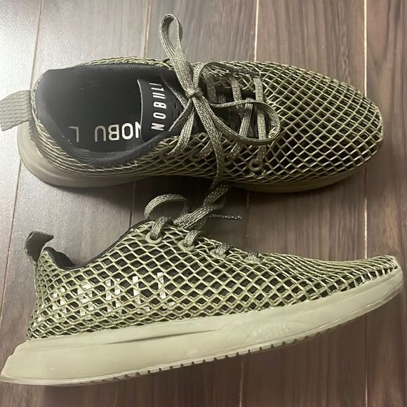 Nobull Diamond Knit Solid Green Mesh Training Shoes Size Men 5.5 or Women 7 US - Picture 1 of 7